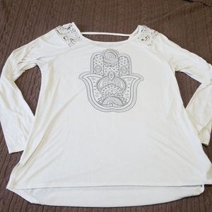 No Boundaries printed top